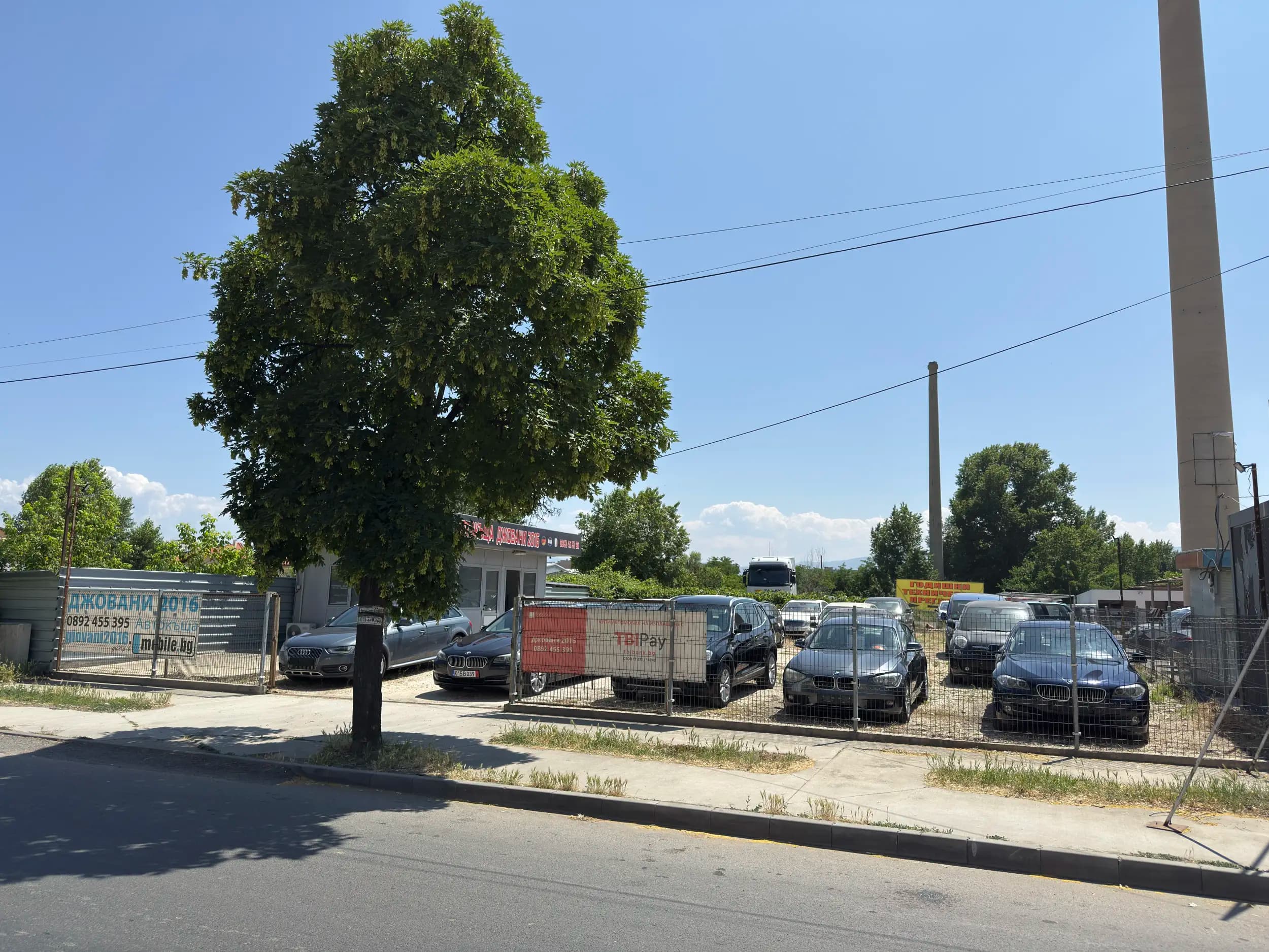 Автокъща Джовани 2016