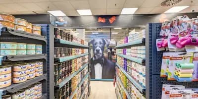 Зоомагазин Д-р Стефанов - Нечовешки магазин