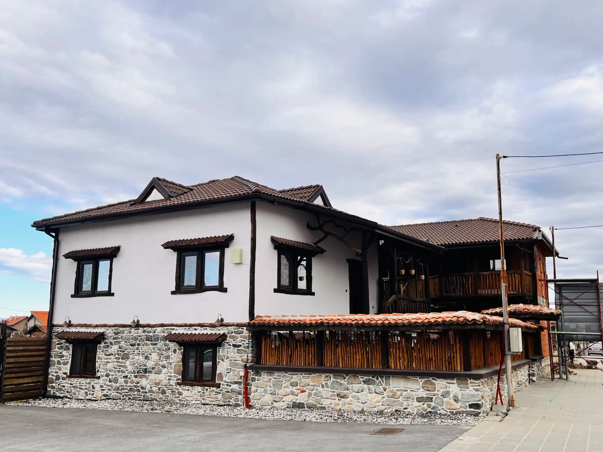 Къща за гости Календарови къщи I