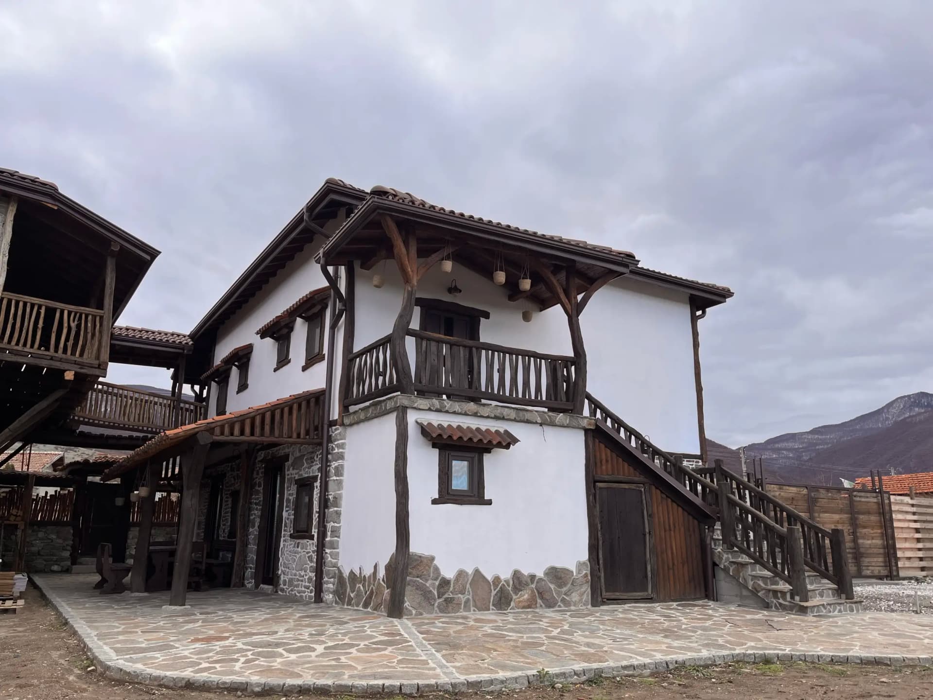Къщи за гости Календарови къщи