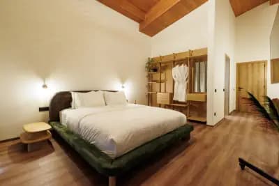 Hypnotic Thermal Villas