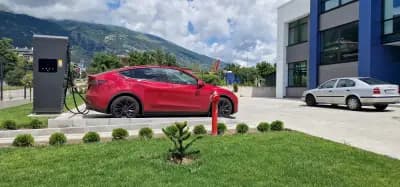 Станция за зареждане Fines