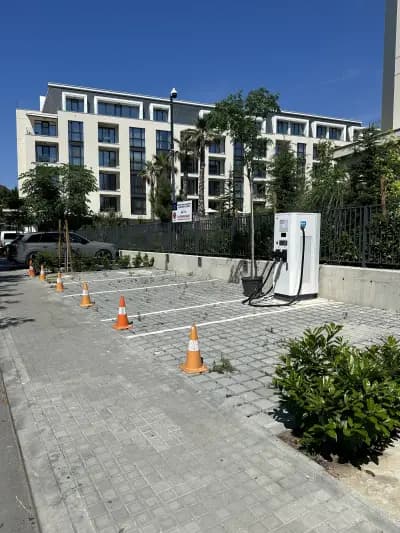 Станция за зареждане на електрически превозни средства