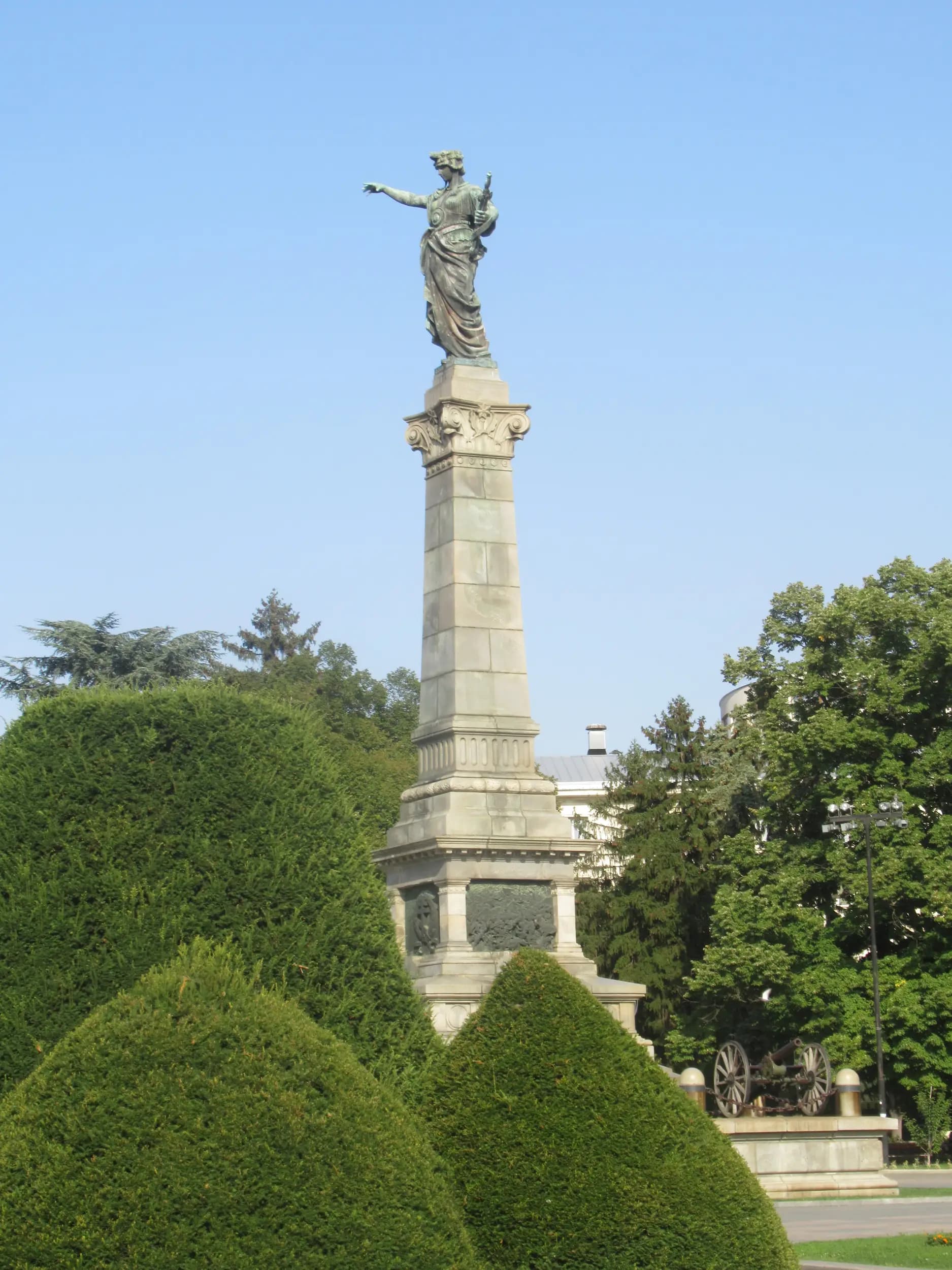 Централна градина (пл. „Свобода“)