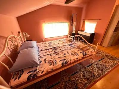 Къщата с Огледалата - The Mirrors GuestHouse