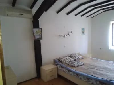 КЪЩА ЗА ГОСТИ ПОЛИ