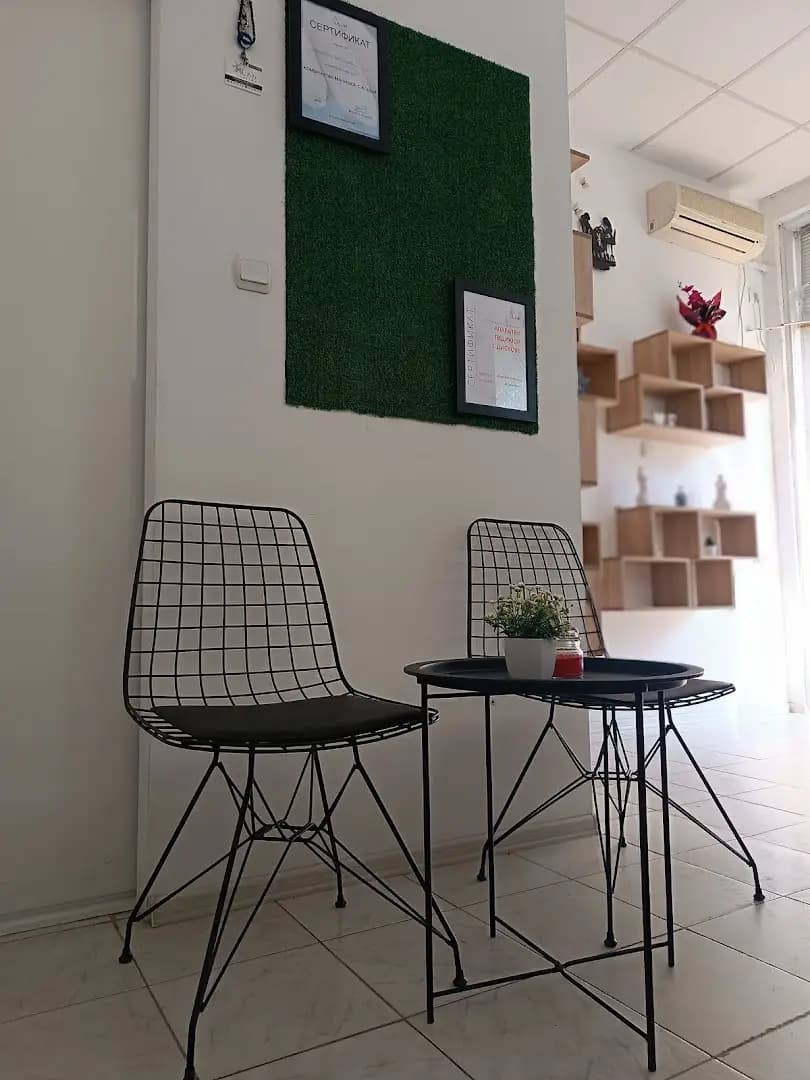 Diamond Nails Art Studio MK