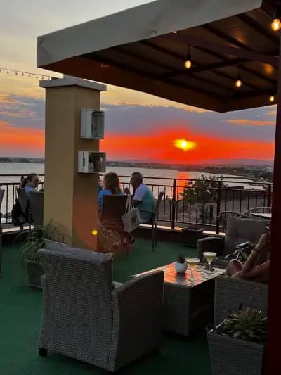 Sky Bar Saint George