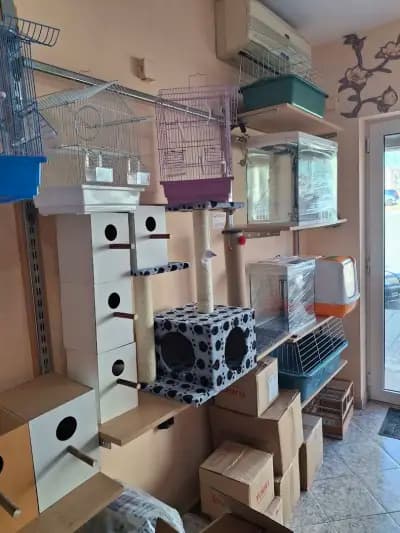 Риболовни принадлежности и зоомагазин