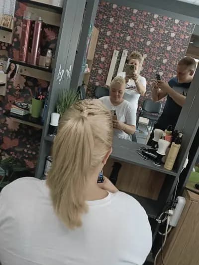 Фризьорски салон Поля Стил