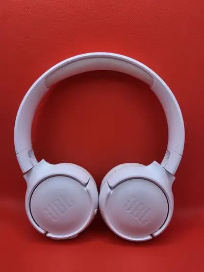 "MOBi" магазин за GSM/ТЕЛЕФОНИ и АКСЕСОАРИ