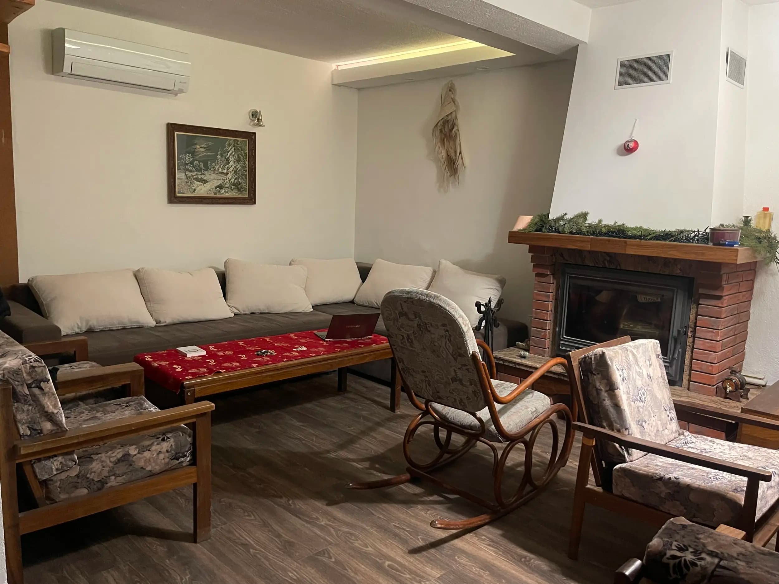 Вила „Густо”