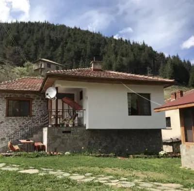 Бащината къща с.Здравец - къща за гости