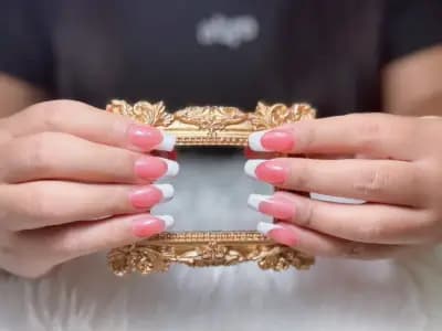 Ани и Жаси Маникюр, педикюр, салон