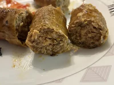 Тестени и месни изделия Масърлиеви 88, хляб, месо