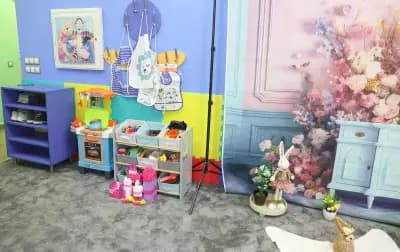 Детски парти клуб "Шарен свят"