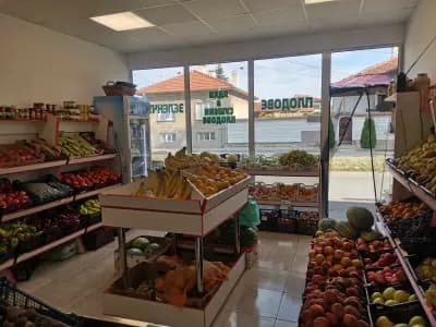Магазин за Плодове и Зеленчуци при ДЕНИ