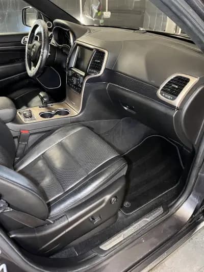 Detailing Point Garage - "Пране и полиране на фарове и автомобили"