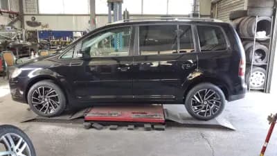 Сервиз за гуми "Ванко" |монтаж, демонтаж и баланс на гуми |автосервиз |обслужване на автомобил |смяна на масло и филтри