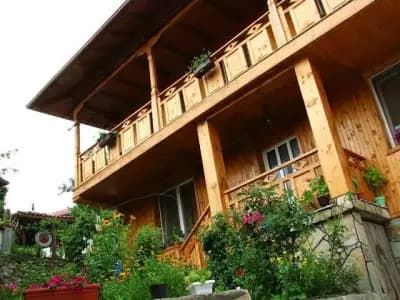 Guest House "Roden Dom"