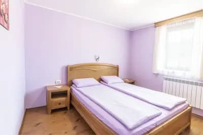 Guest House "Roden Dom"