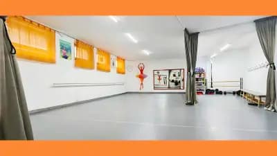 VeroniQue Dance School - Burgas