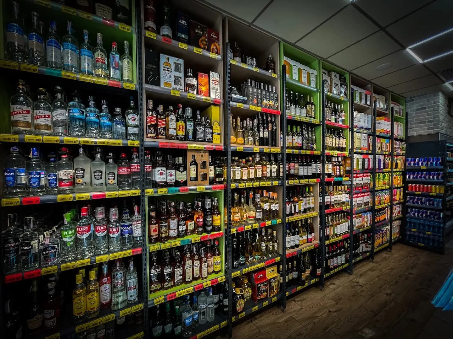 Supermarket Absolut+ Stadium