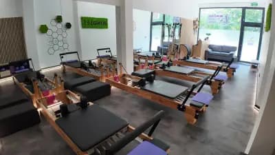 Рефомър пилатес студио Mindset Reformer Pilates - Кючук Париж