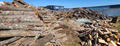 Склад за Строителни и Отоплителни материали-Топлина 93 ЕООД