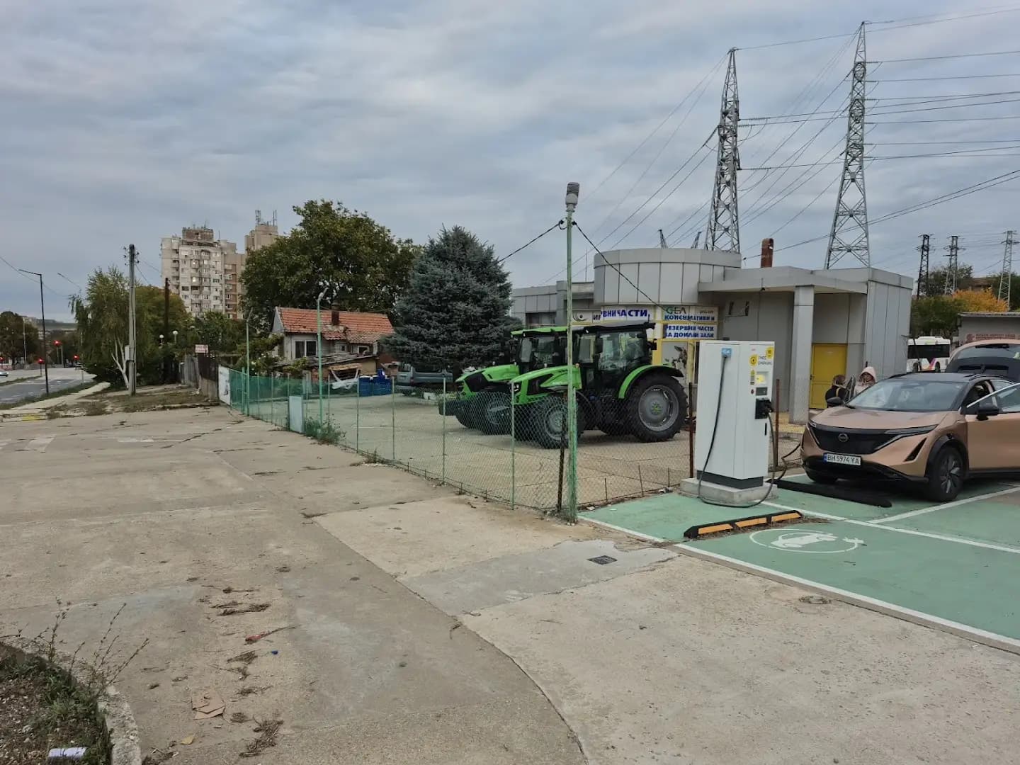 Станция за зареждане Fines