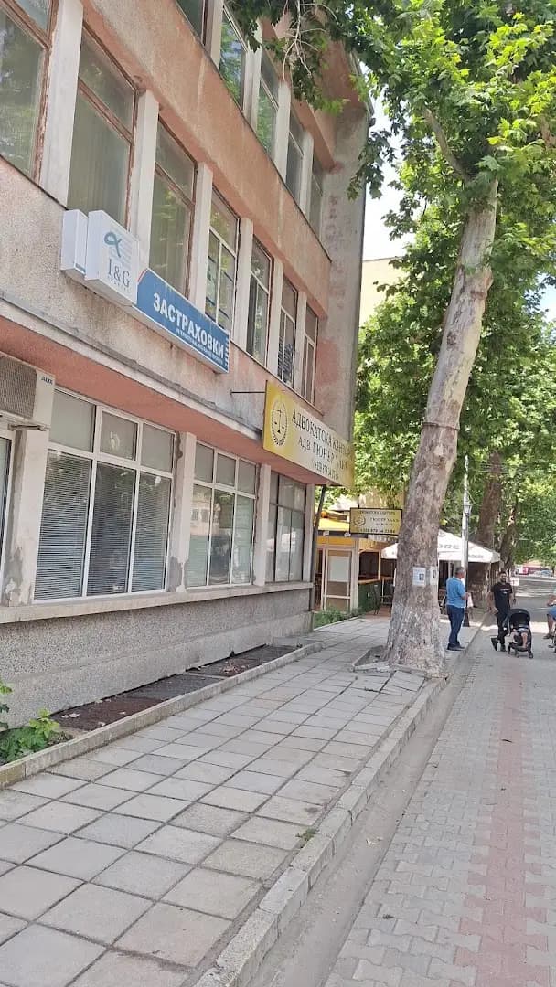 Адвокат Гюнер Хакъ