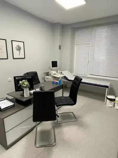 Медицински център "МедикаРьо"