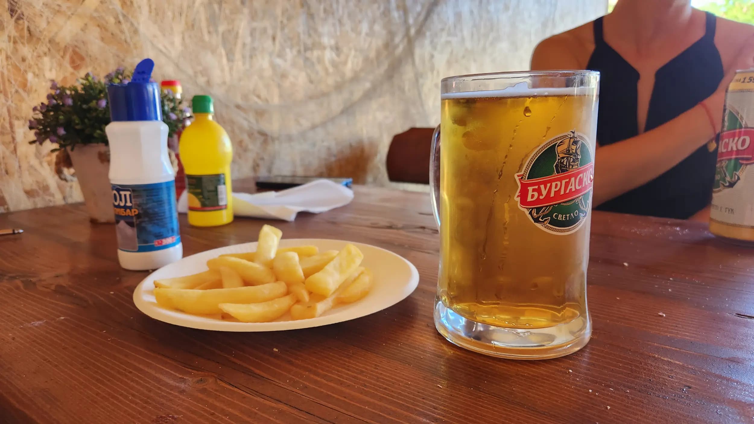 Бързо хранене "ВКУСНО"