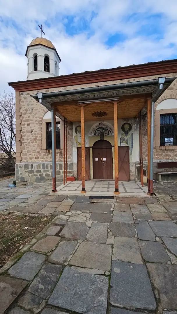 Църква"Св.Св.Кирил и Методий"