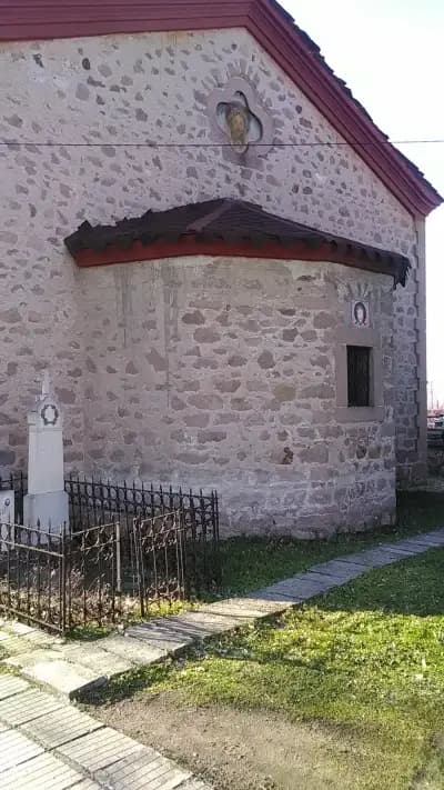 Църква"Св.Св.Кирил и Методий"