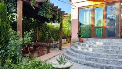 River Hills Guest House