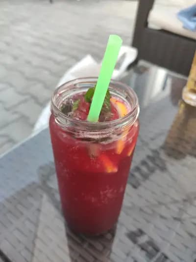 Refresh Coffee & Bar