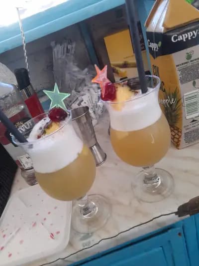 Pool and beach bar "Kaliopa"