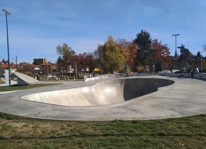 Скейт парк "Крайискърец"