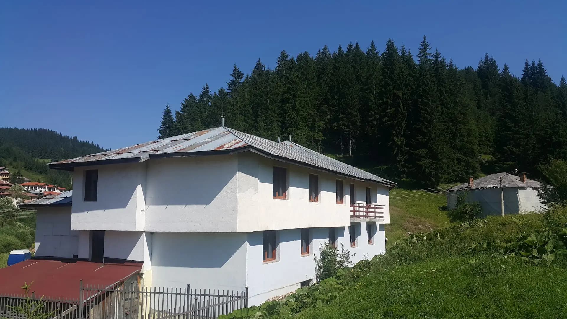 Kris Hotel