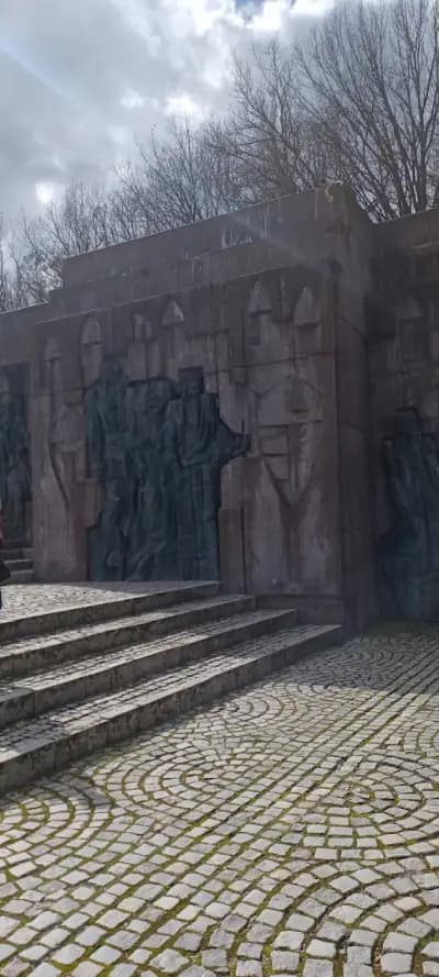Железният мост към крепостта