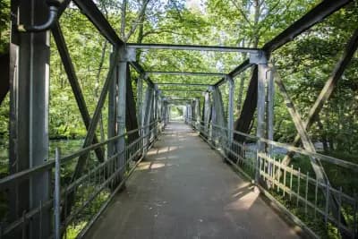 Железният мост към крепостта