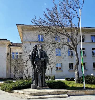 Паметник Кирил и Методий