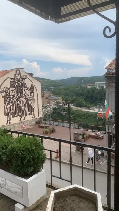 Паметник на Стефан Стамболов