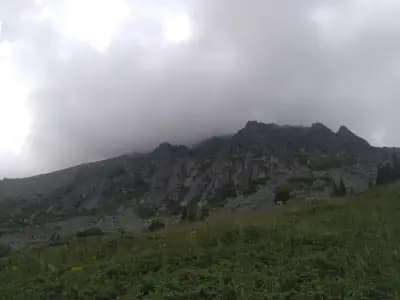 Връх “Голям резен” (2277 м.)