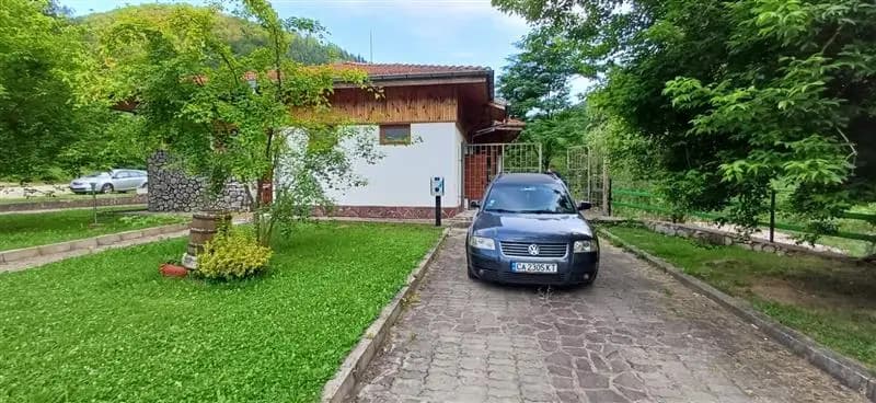 Станция за зареждане Electrip