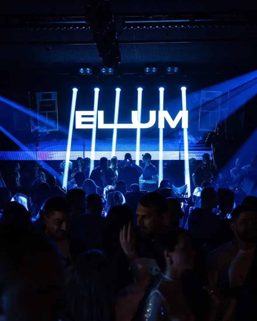Elum Club