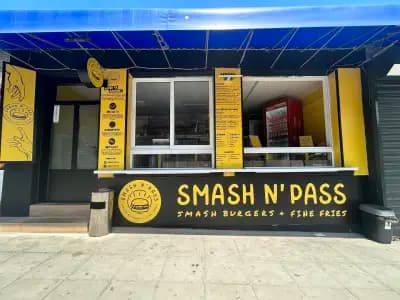 Smash N’ Pass