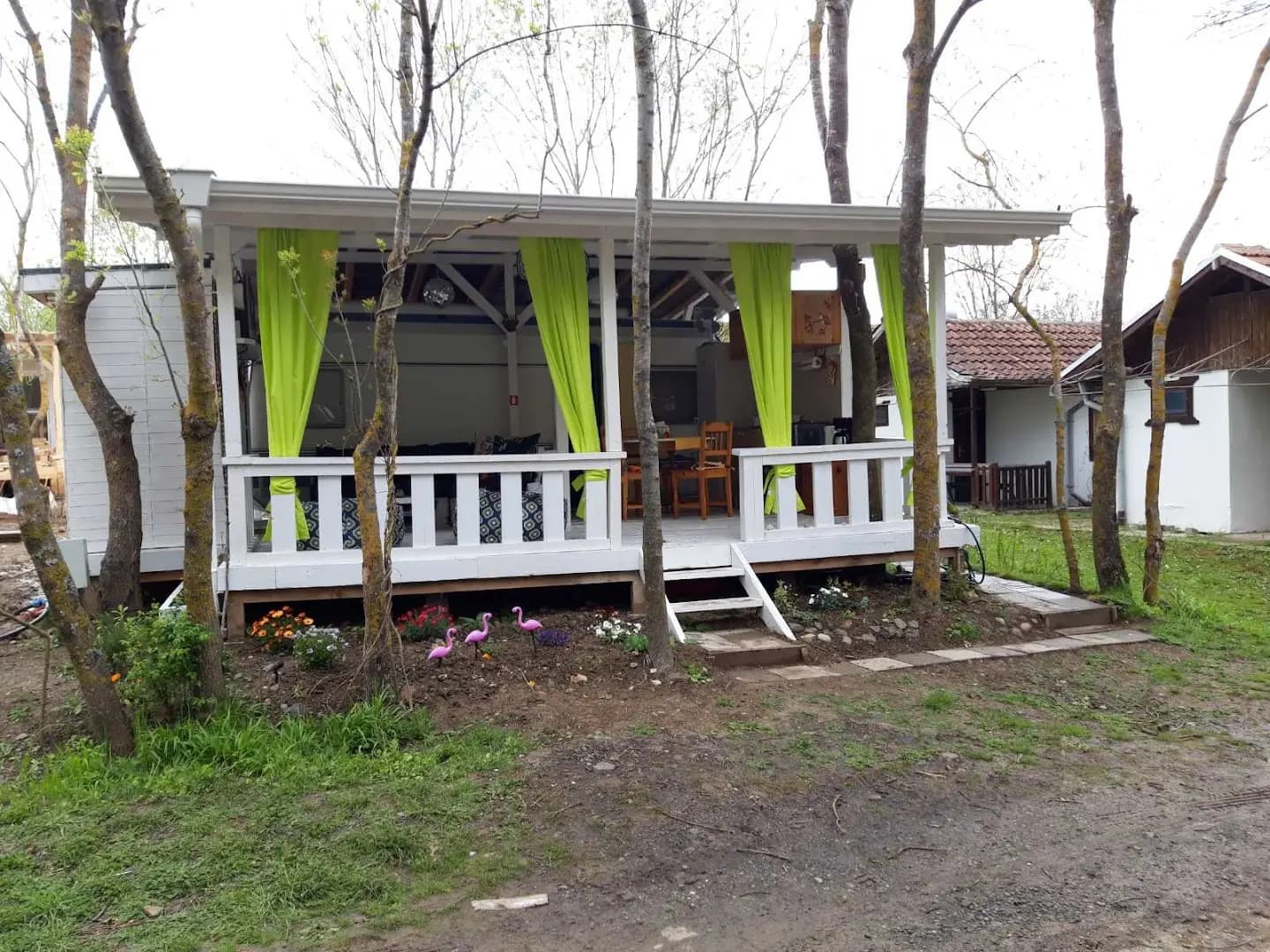 Каравана Златозар, Къмпинг Арапя, гр Царево