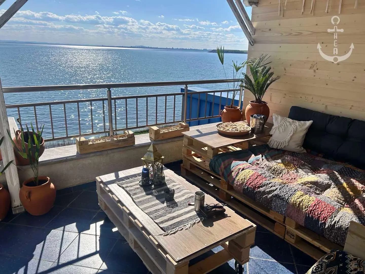 Anhialo apartment